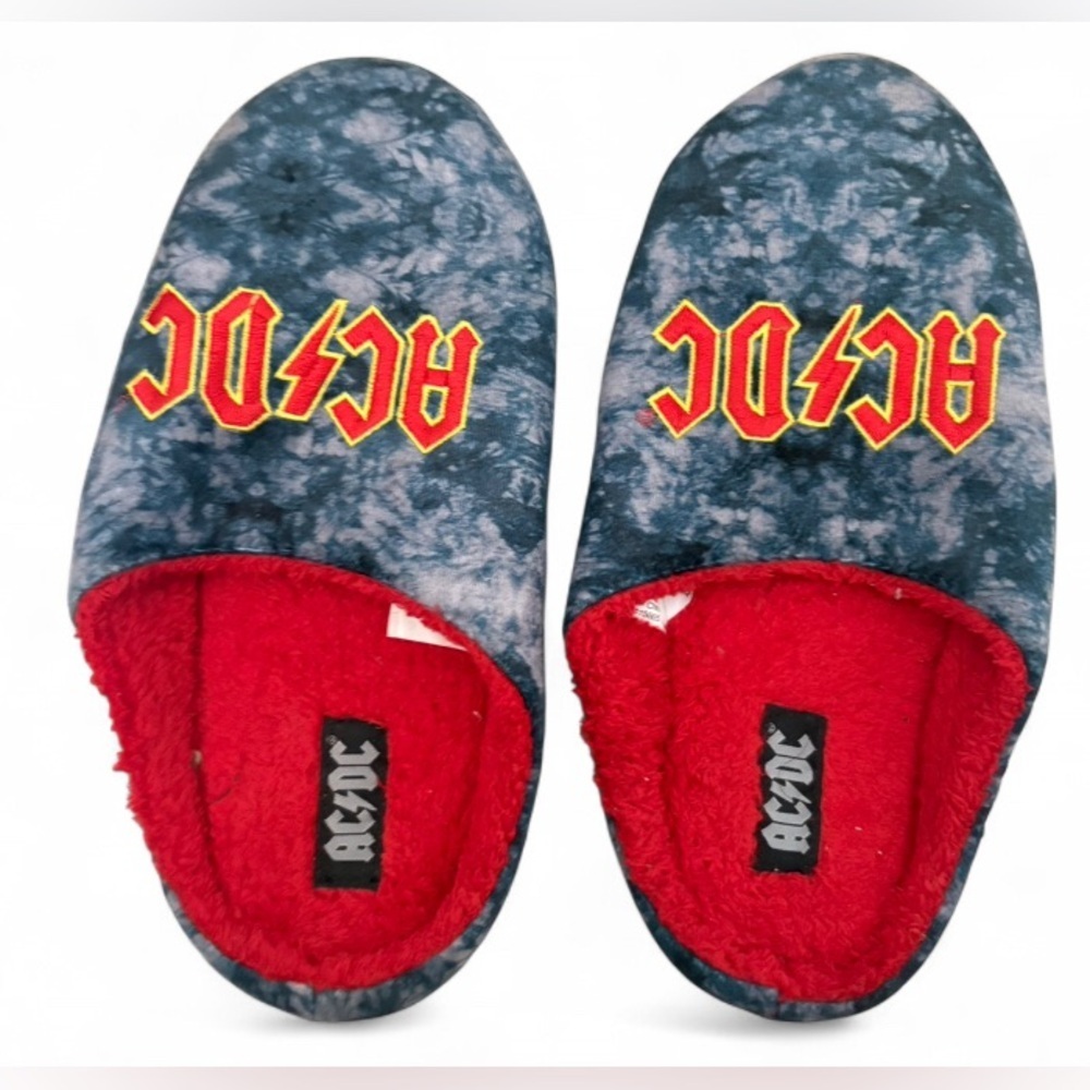 AC/DC Men's Gray Red One Piece Slippers Rock Band House Shoes Size Medium 9-10